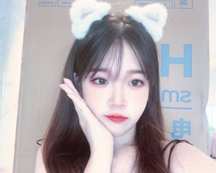 粉丝 0人气 5赞 1主页模卡形象信息164cm身高52kg体重92-67-95三围36