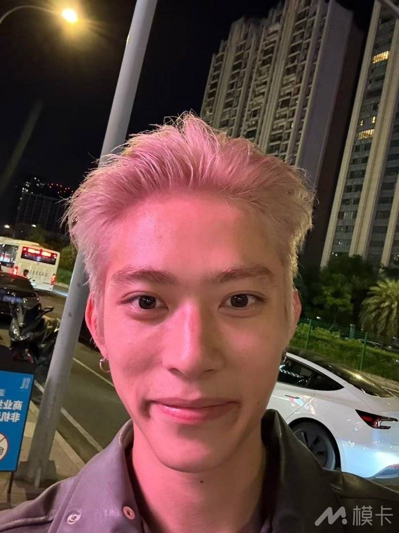 通告图片