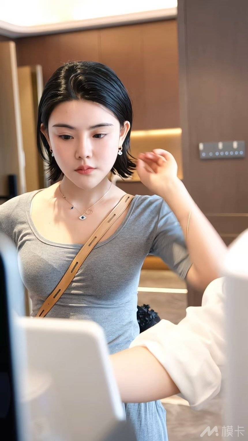 通告图片