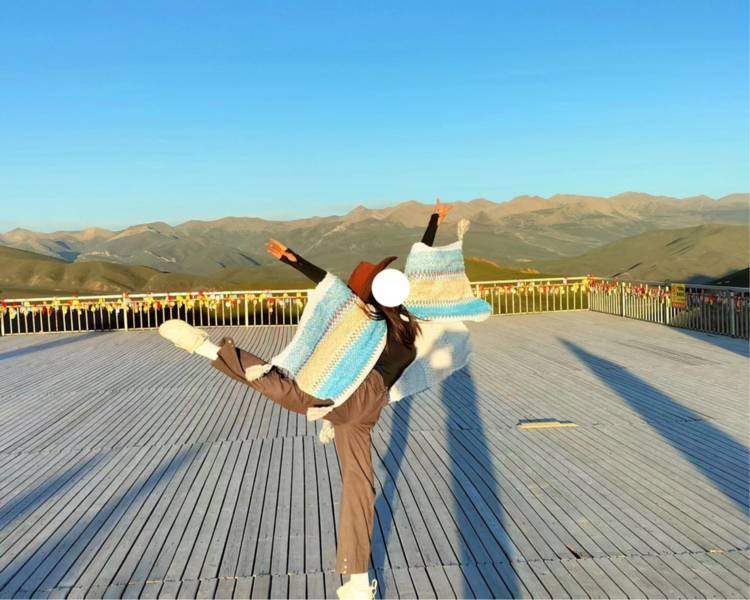 艺人背景图