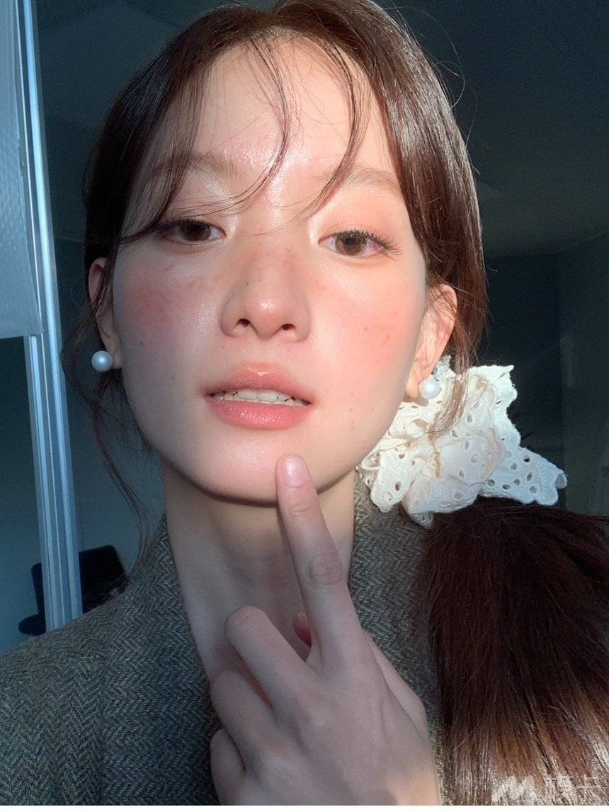 通告图片