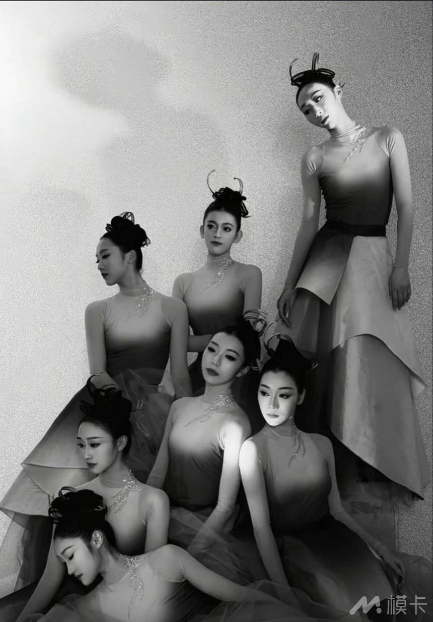 通告图片