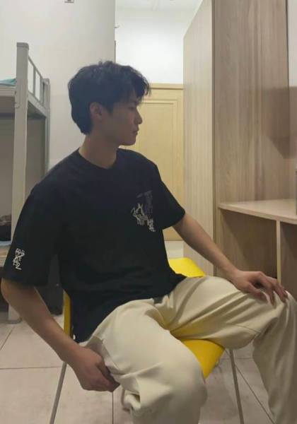 推荐艺人