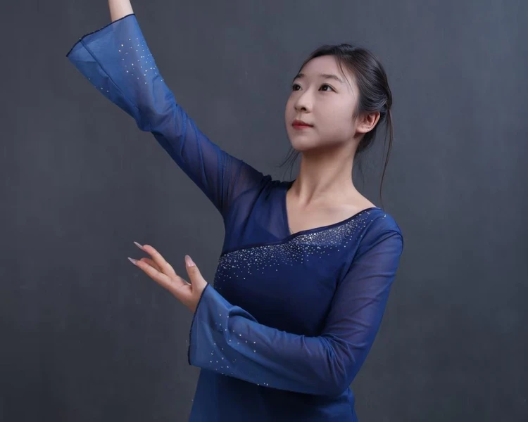 艺人背景图