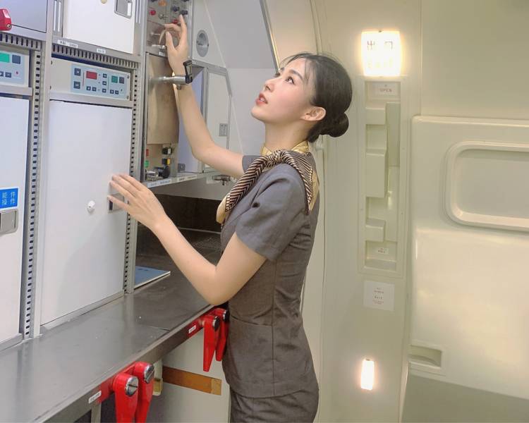 艺人背景图