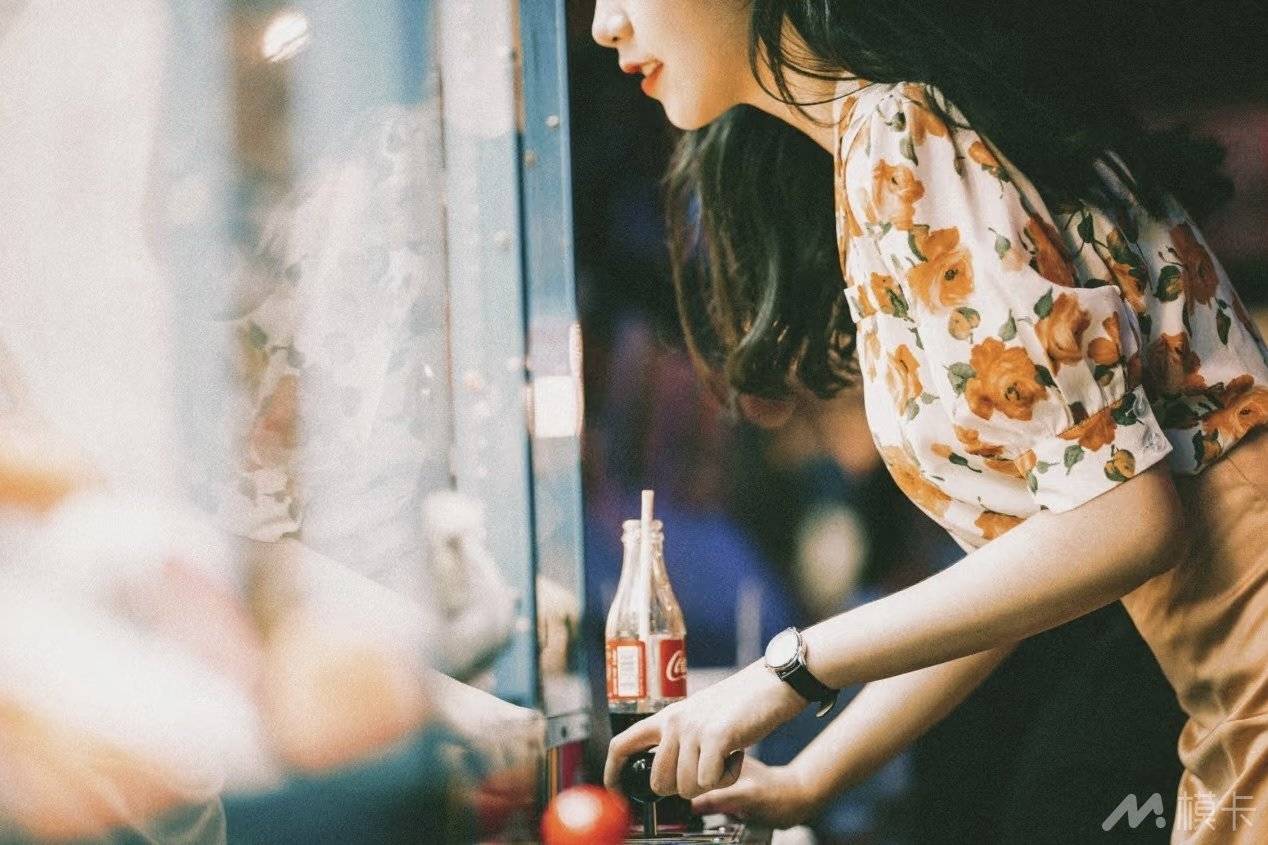 通告图片
