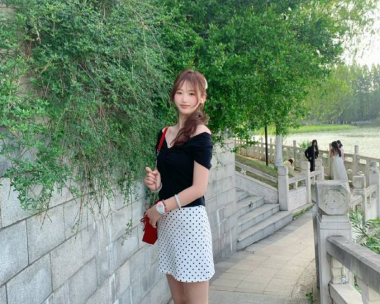 艺人背景图