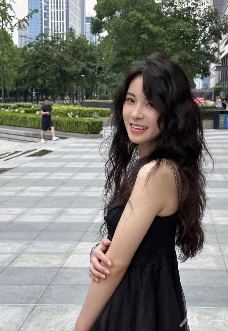 通告图片