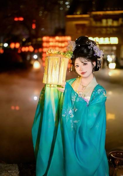 推荐艺人