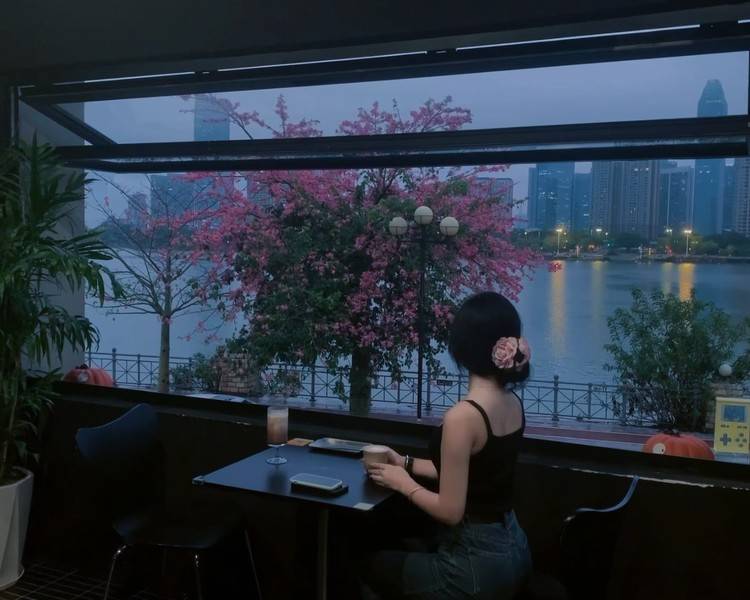 艺人背景图