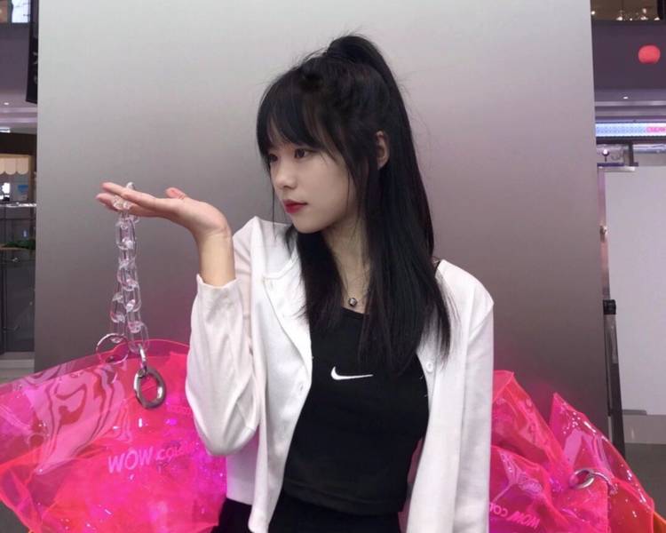 照片身份标签专职模特接单通告开业活动人像创作妆面创作电商样片网拍