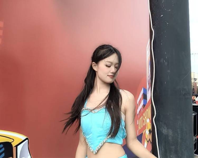 艺人背景图