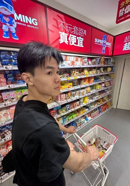 推荐艺人