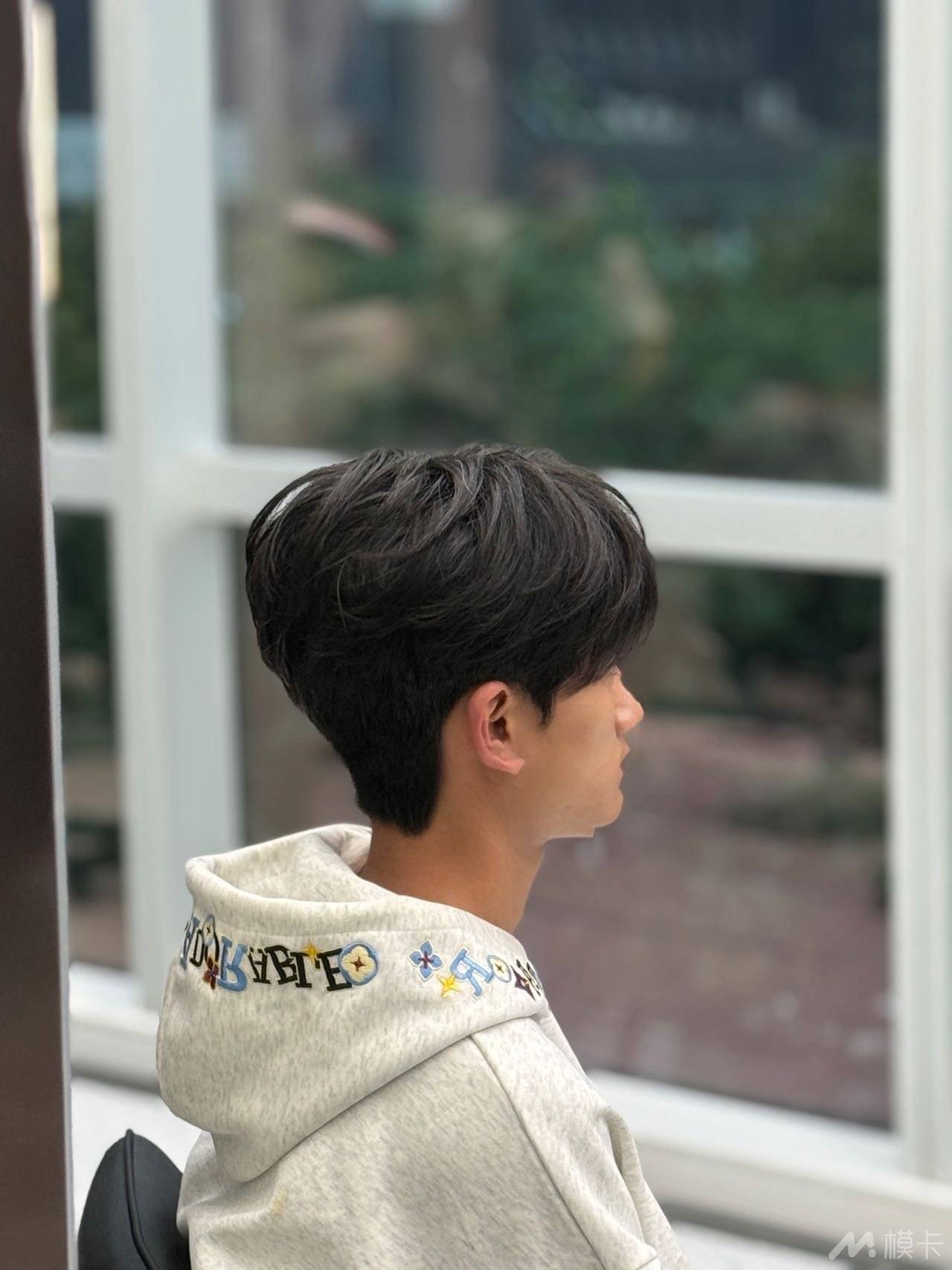 通告图片