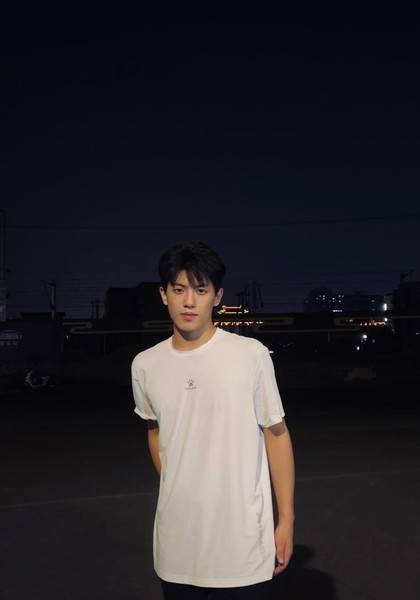 推荐艺人