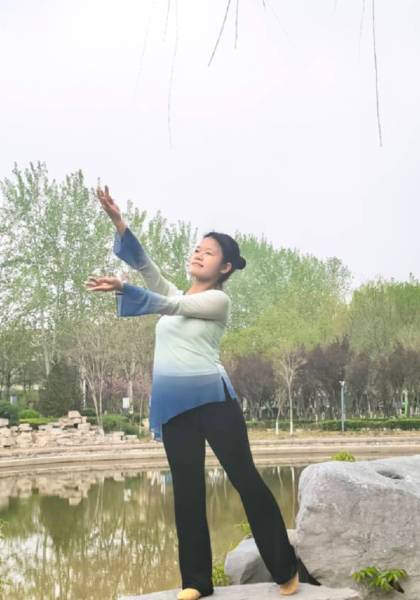 推荐艺人