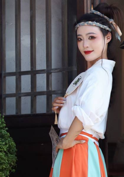 推荐艺人