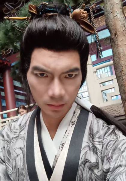 推荐艺人