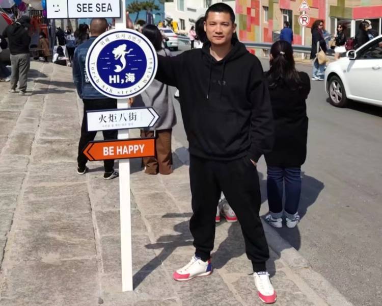 艺人背景图