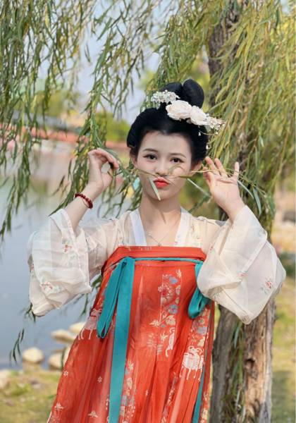 推荐艺人
