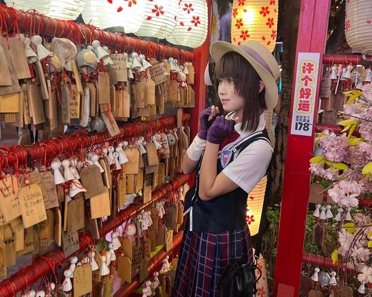 艺人背景图