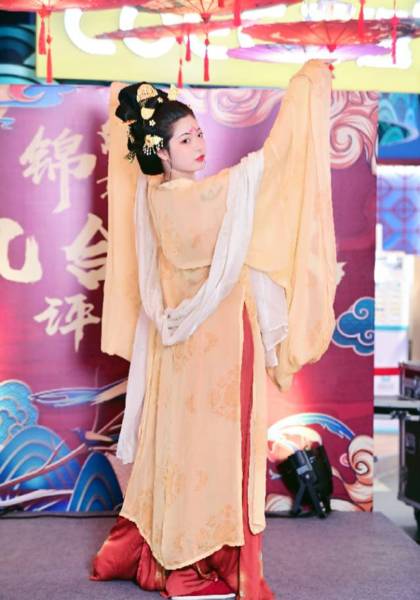 推荐艺人