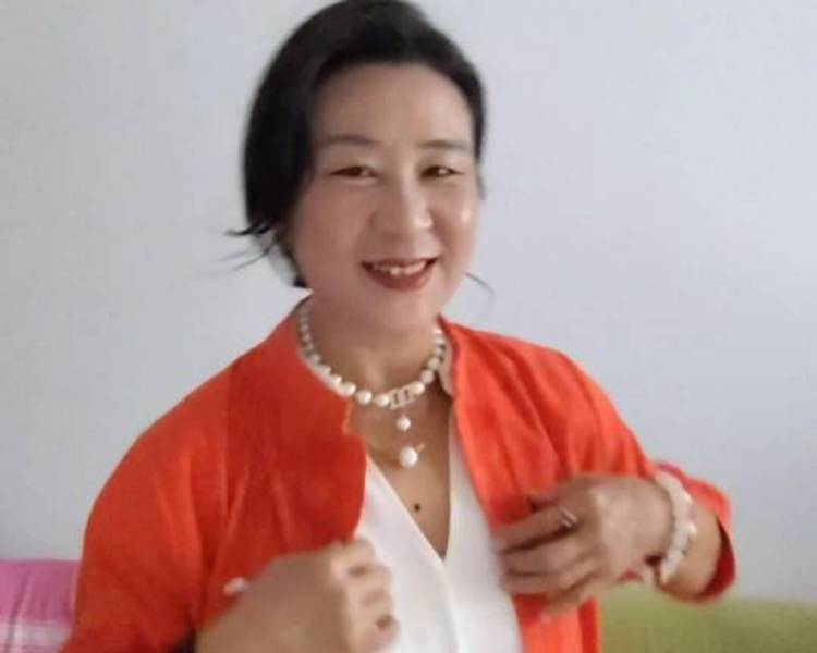 艺人背景图