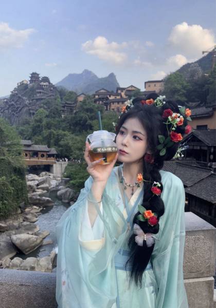 推荐艺人
