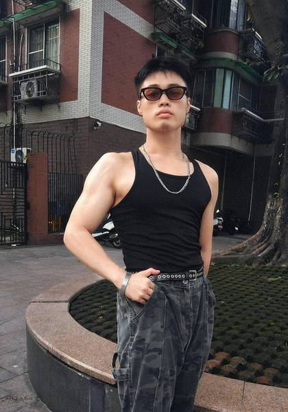 推荐艺人
