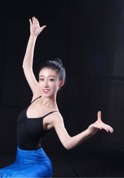 推荐艺人