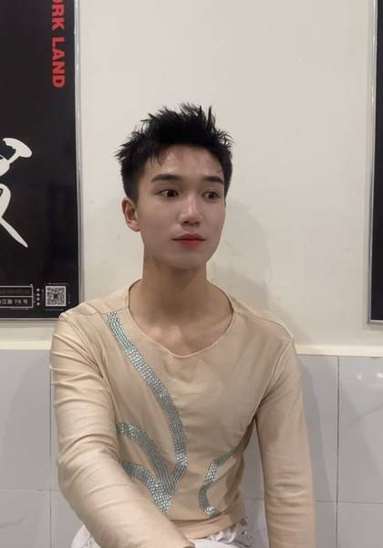 推荐艺人