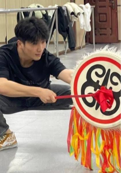 推荐艺人