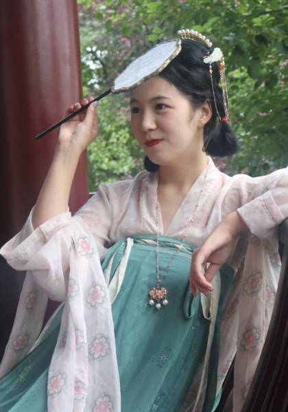 推荐艺人
