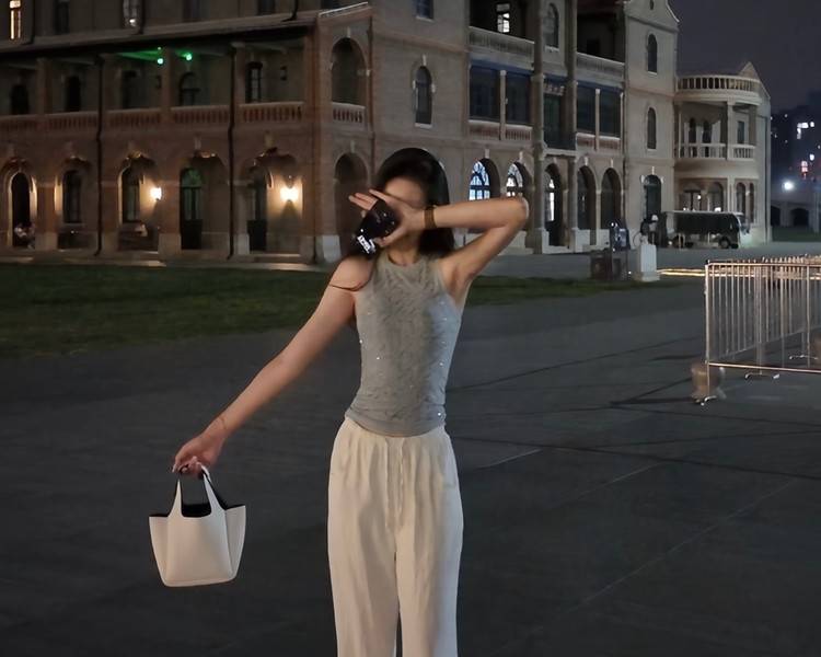 艺人背景图