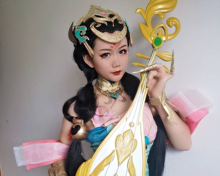 艺人背景图