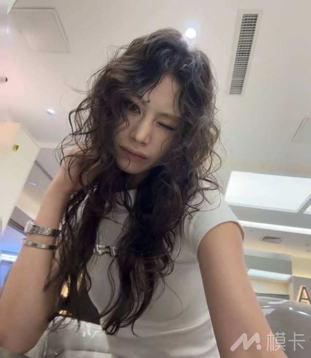 通告图片