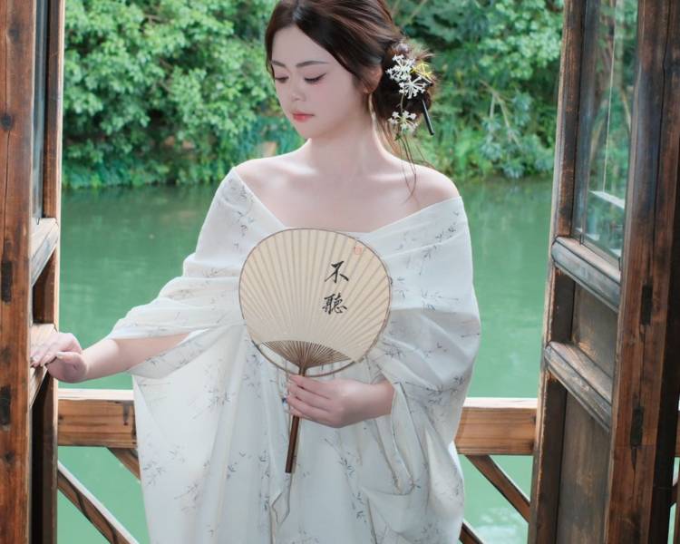 艺人背景图
