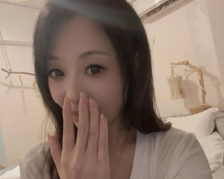 艺人背景图
