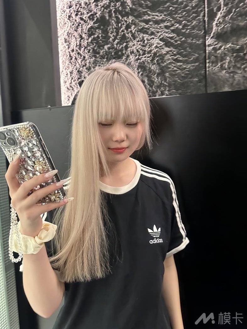 通告图片