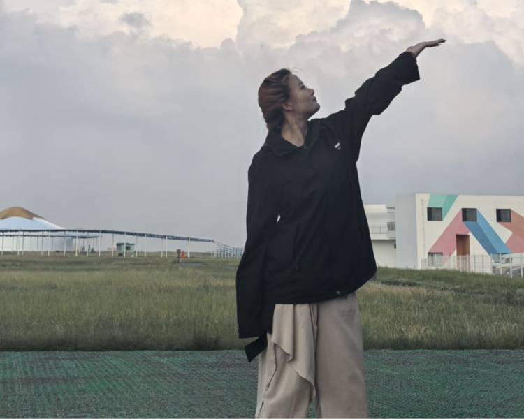 艺人背景图