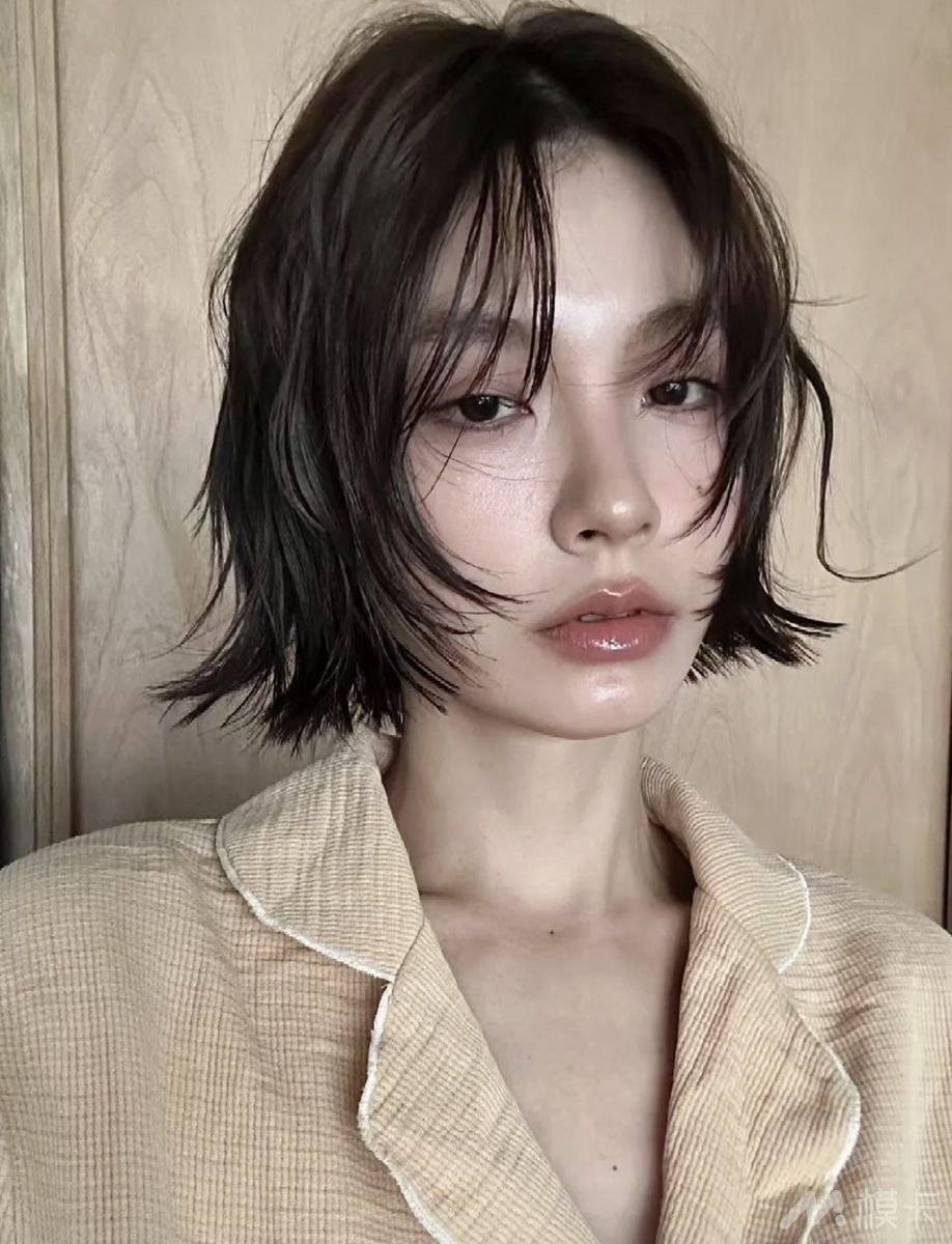 通告图片