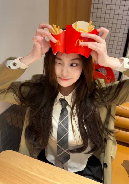 推荐艺人