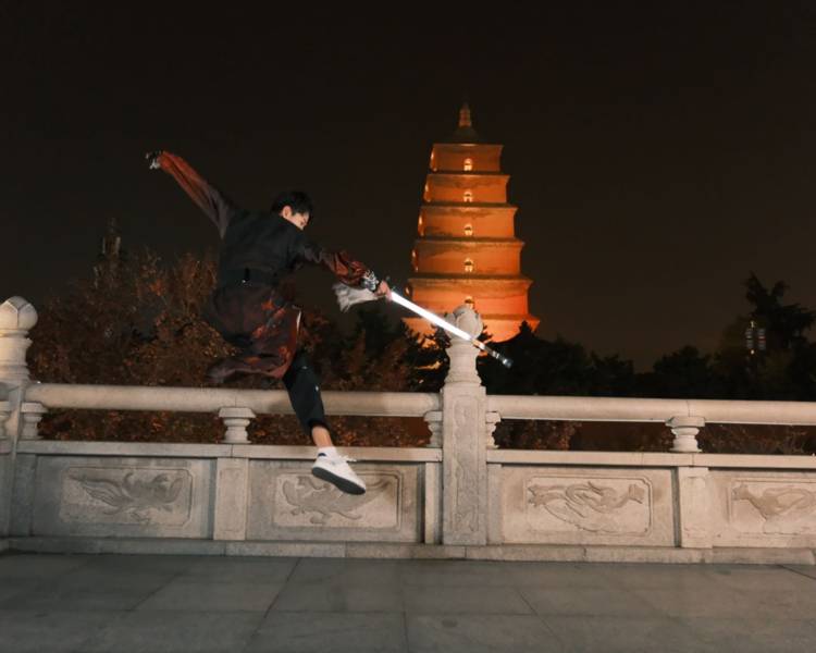 艺人背景图