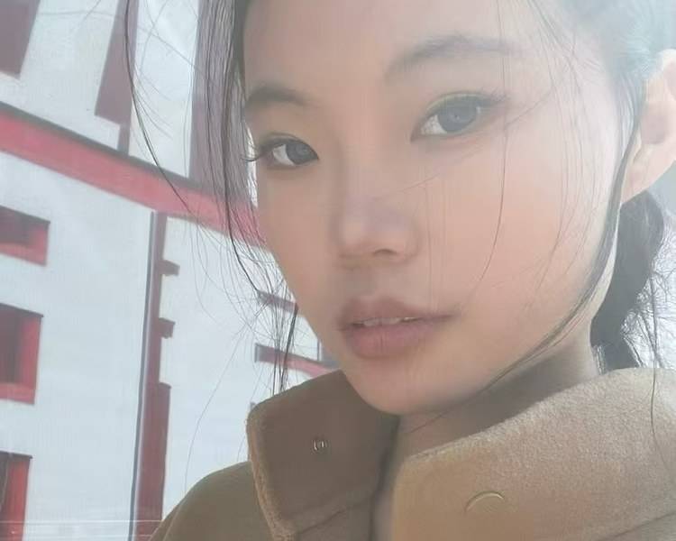 艺人背景图