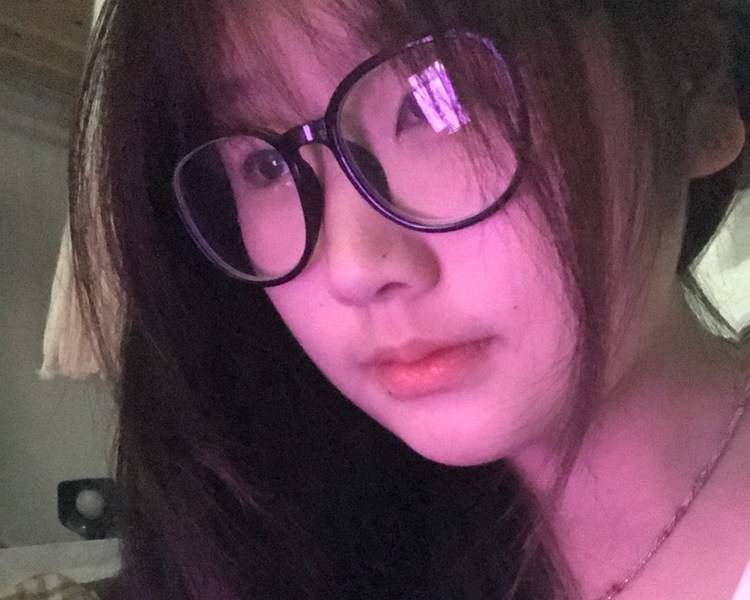 艺人背景图