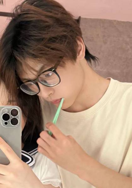 推荐艺人