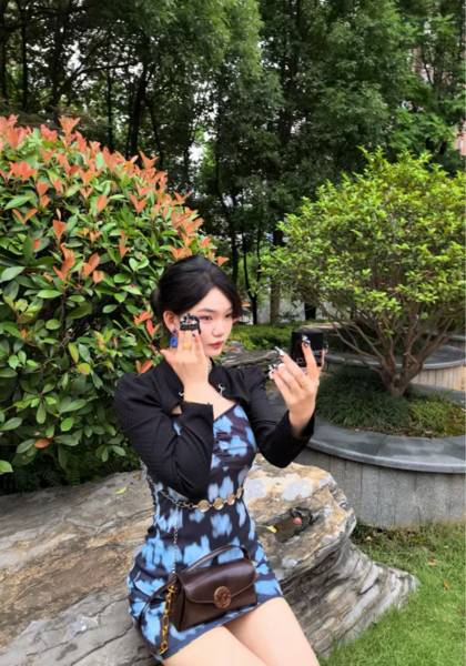 推荐艺人