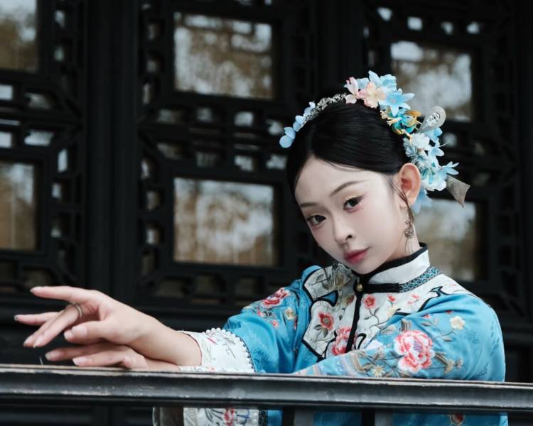艺人背景图