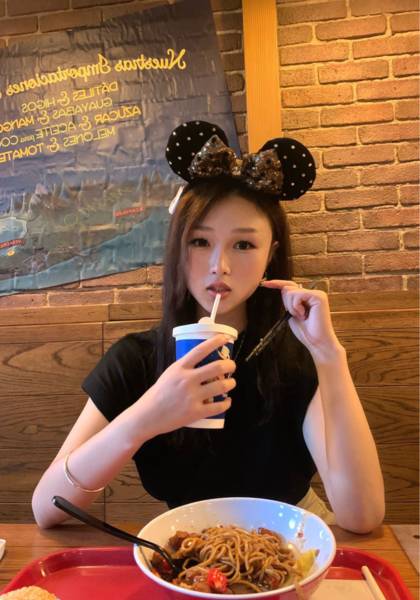 推荐艺人
