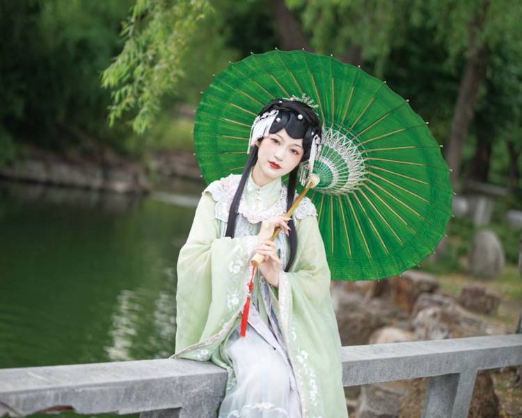 艺人背景图